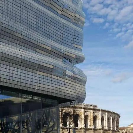 Appartement 23m2 Moderne Hypercentre - Arenes A 2 Min *