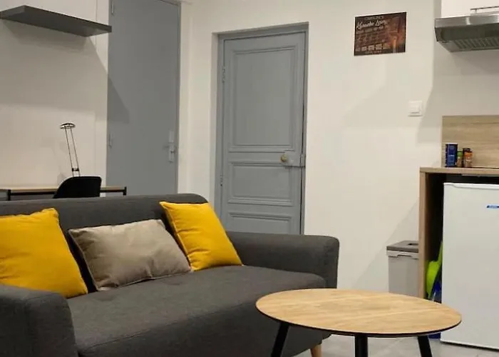 23m2 Moderne Hypercentre - Arenes A 2 Min * نيم