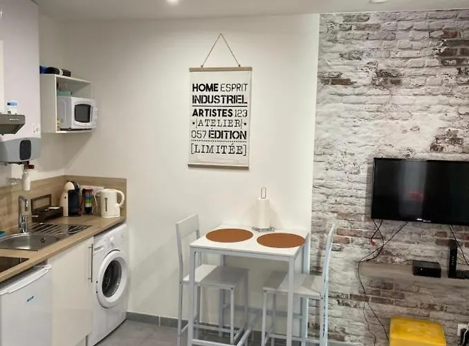 Apartment 23m2 Moderne Hypercentre - Arenes A 2 Min Nimes