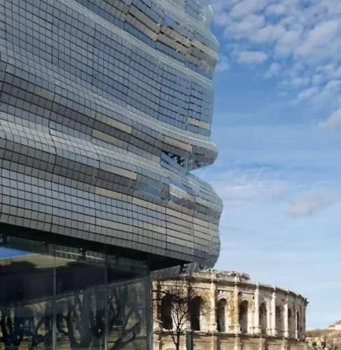 شقة 23m2 Moderne Hypercentre - Arenes A 2 Min *